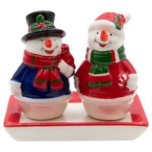 Winter Wonderland Ceramic Snow Couple Table Top Shaker Set with Tray